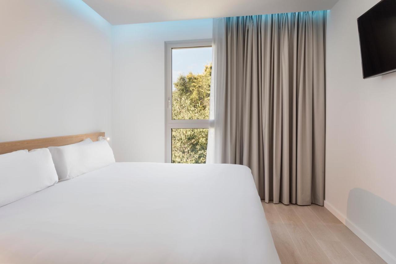 B&B Hotel Lleida Exteriör bild