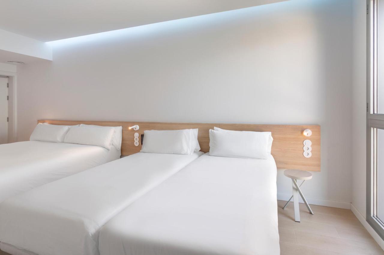 B&B Hotel Lleida Exteriör bild